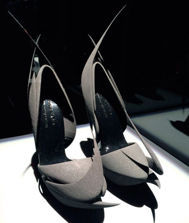 united nude re inventing shoes milan design week designboom 31