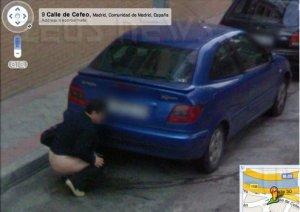 Donna Madrid urina Google Street View