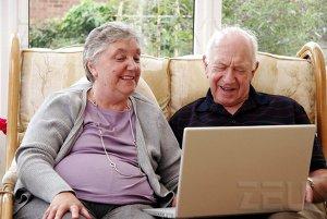 Internet aumentano utenti Senior Nielsen