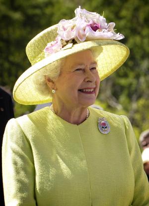 Regina Elisabetta Facebook monarchia inglese