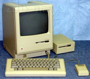 Apple Macintosh compie 25 anni Mac 24 gennaio 1984