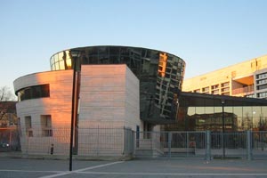 Tribunale Rimini telecamera nascosta bagno donne