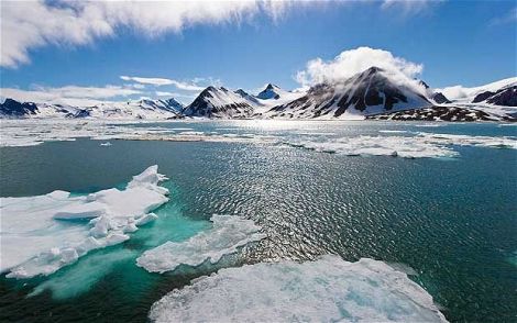 mare bianco ghiacciai artici