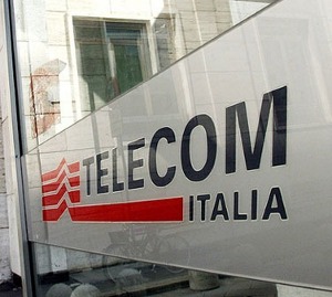 Telecom Agcom fibra ottica 100 Mbps bitstream