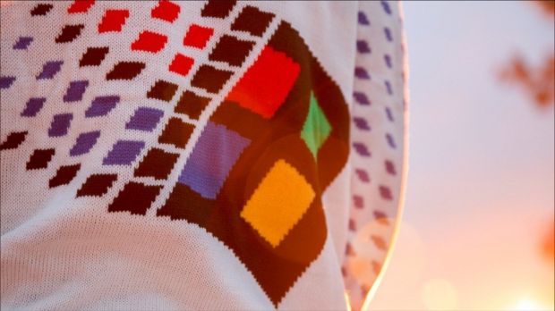 Windows 95 ugly sweater