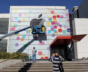 Apple evento 2 marzo Yerba Buena iPad 2 bianco