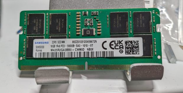 ddr5 false chip fibra vetro