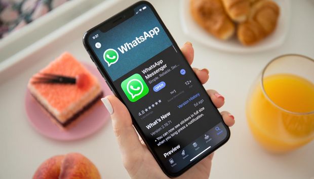 whatsapp messaggi a tempo main