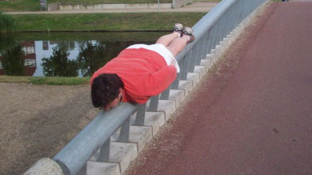 planking facebook ventenne australia morto