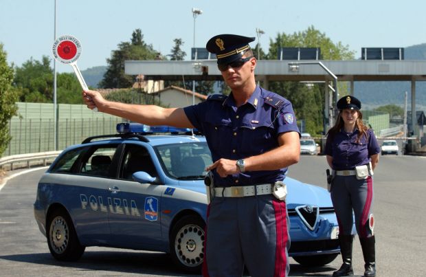 POLIZIA