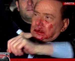 Berlusconi scomparsa immagini aggressione Google