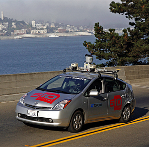 Google auto Prius guida da sola robotizzata
