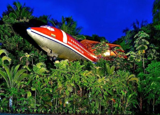 Costa Verde 727 Airplane Hotel 3