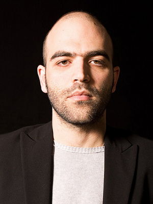 Saviano raccolta firme Giornale Facebook Unit