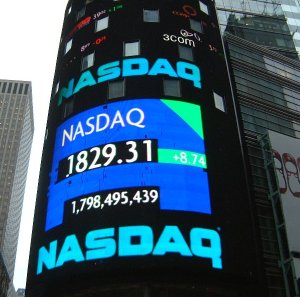 Violato sito nasdaq malware directors desk