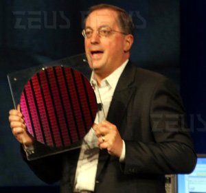 Intel innocente Otellini wafer 22 nanometri