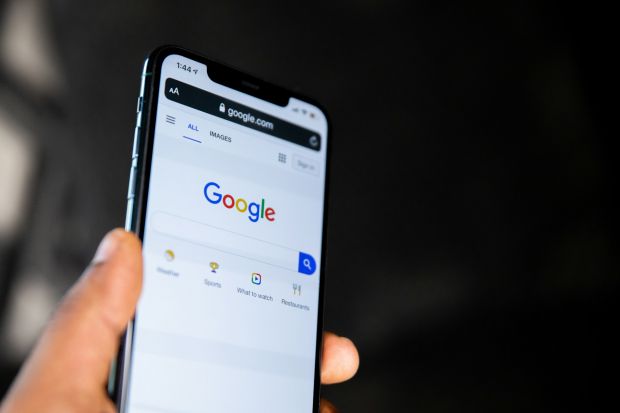 google compensi editori ia