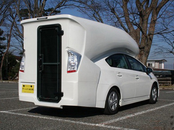 Toyota Prius Camper 06