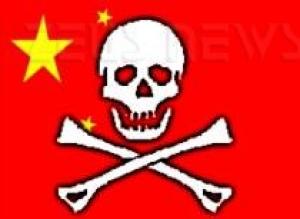 Immagine piratesca su sfondo bandiera cinese