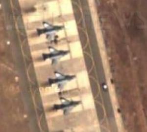 Aerei militari in una base militare italiana