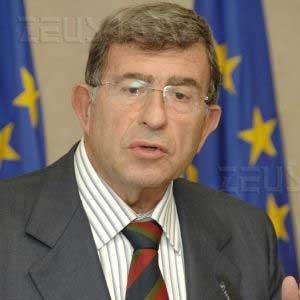 Agcom Commissione Europea decreto Romani