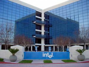 Intel patteggia FTC concorrenza sleale