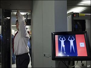 Body scanner pericolo radiazioni piloti apa usa