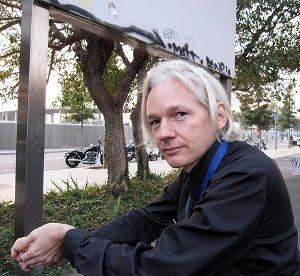 Assange violazione segreto bancario pirati svizzer