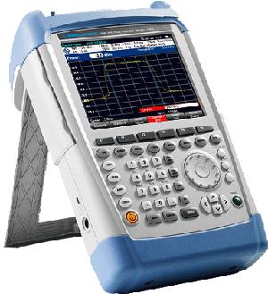 analizzatore spettro fsh4 cellulari esame