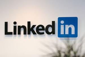 linkedin fatturato oltre previsioni