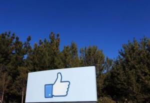 facebook alza prezzo azioni
