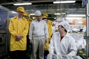 apple iphone5c china labor watch