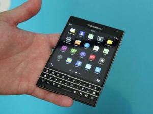 blackberry passport