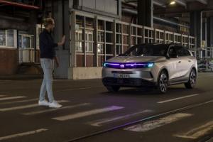 opel luce magenta auto autonoma01
