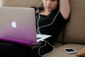 uk social 16 anni